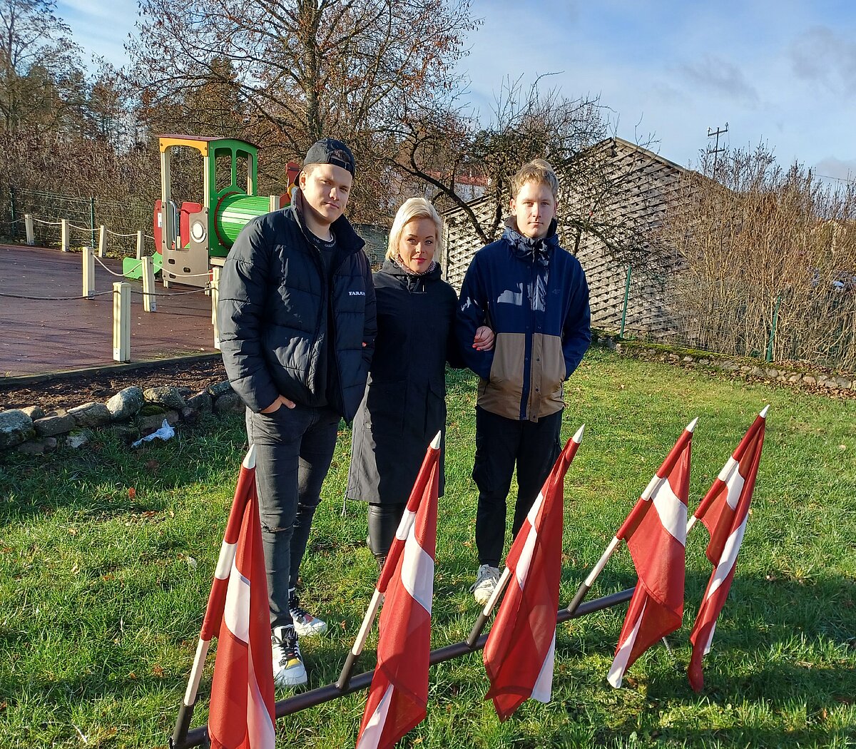 Jolanta Stumbiņa ar dēliem. Foto no personīgā arhīva.